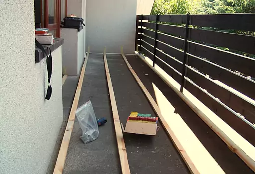 Tarasy, Modrzew syberyjski, Legionowo. Foto02.