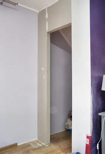 Zabudowa szafy wnękowej, wrzesień 2019. Foto08.