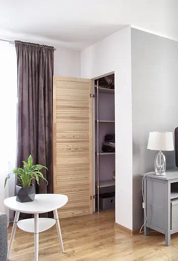 Zabudowa szafy wnękowej, wrzesień 2019. Foto12.