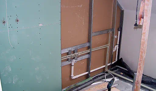 Generalny remont łazienki na piętrze, Ostrołęka, wrzesień 2019. Foto01.